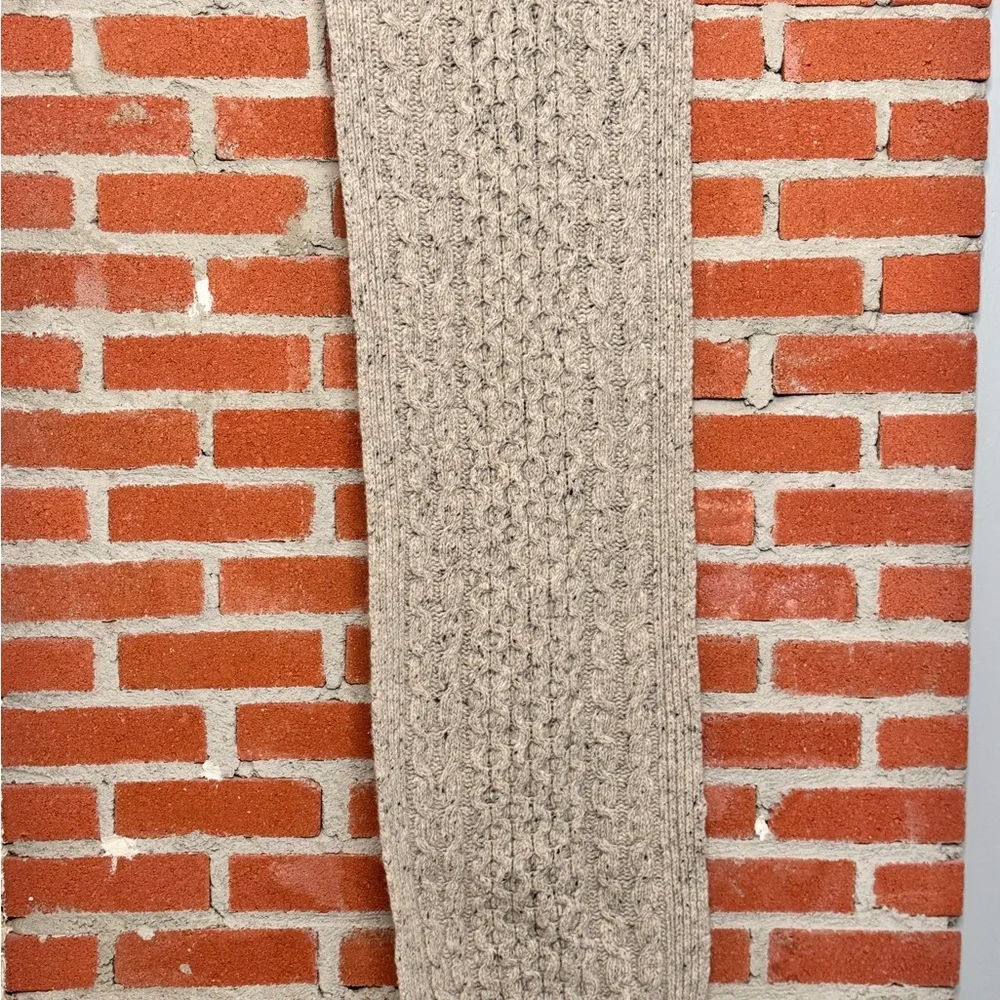 &Daughter Cozy Gray Knit Scarf - Picture 2 of 6